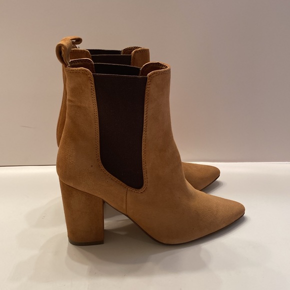 Steven Madden Booties- Size: 6.5M, Suede Leather - Picture 4 of 16